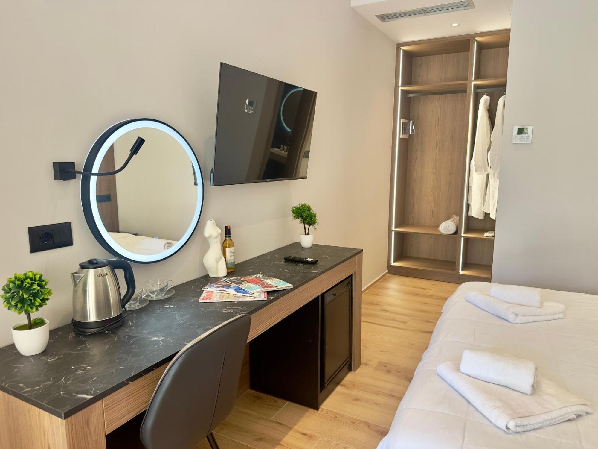 Elmar Comfort Hotel Vlorë